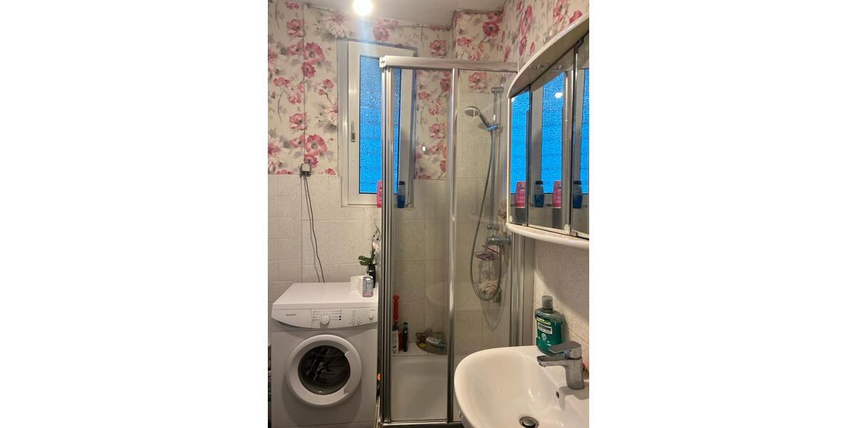 Erdgeschoßwohnung Duisburg Laar - 3 Zimmer, 93 m&sup2;, 500&euro; | Angebot:27571189