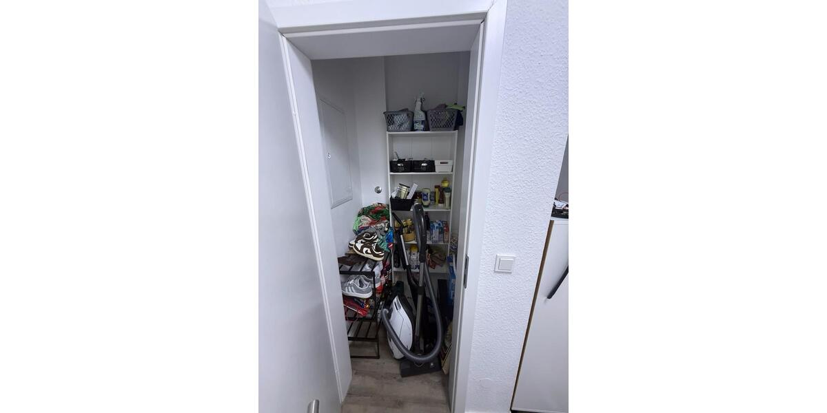 Erdgeschoßwohnung Essen Stadtbezirk VI - 3.5 Zimmer, 80 m&sup2;, 219.000&euro; | Angebot:26004959