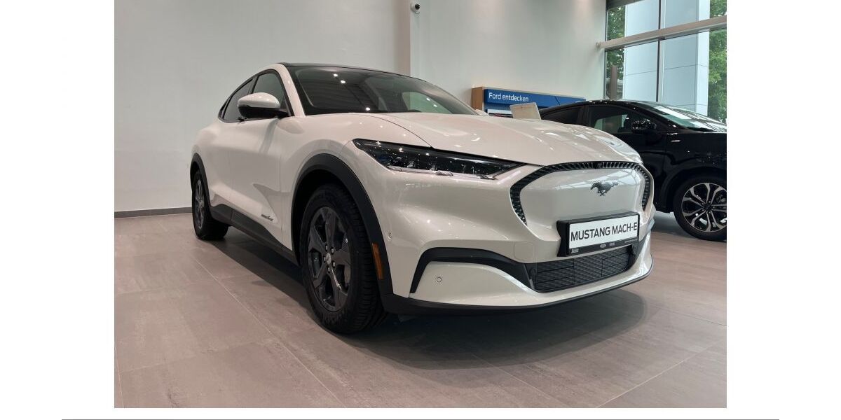 Ford Mustang Mach-E 27.900 km 31.890 &euro; Oberhausen (am CentrO) 46047