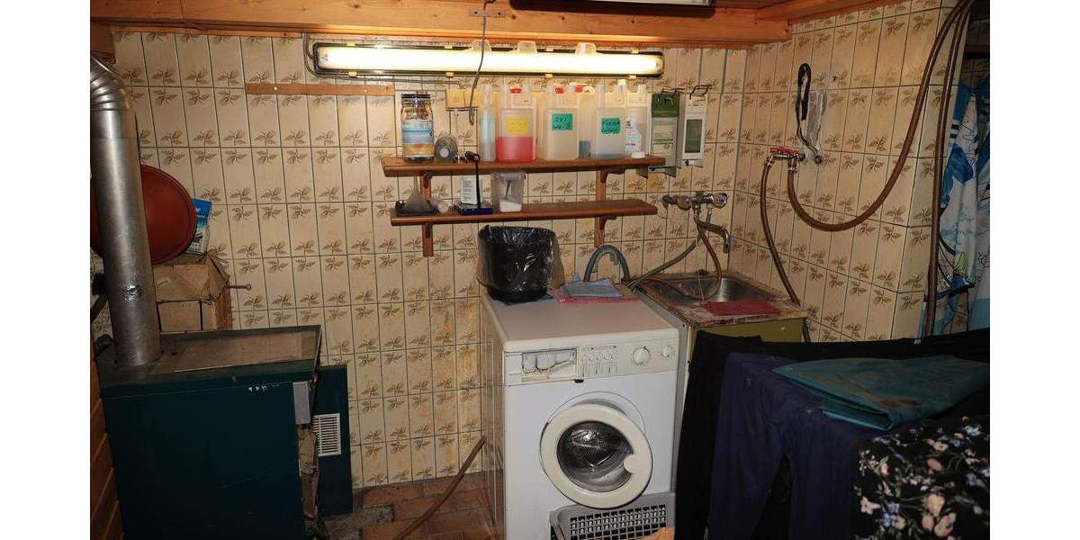 Reihenmittelhaus Duisburg Hochemmerich - 4 Zimmer, 72 m&sup2;, 122.000&euro; | Angebot:25769810