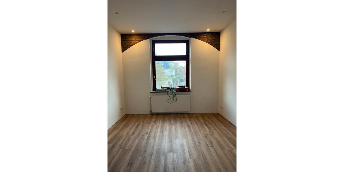 Etagenwohnung Bochum Bochum-Südwest - 3 Zimmer, 70 m&sup2;, 895&euro; | Angebot:26049772