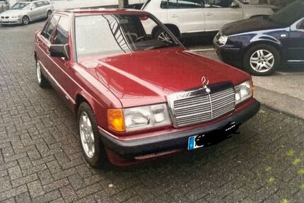 Mercedes-Benz 190 55.100 km 15.999 &euro; Remscheid 42855