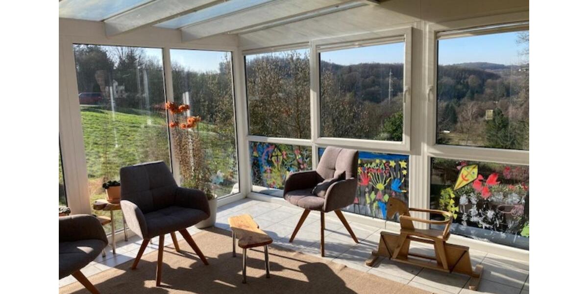 Erdgeschoßwohnung Hattingen Blankenstein - 2.5 Zimmer, 97 m&sup2;, 1.000&euro; | Angebot:25366377