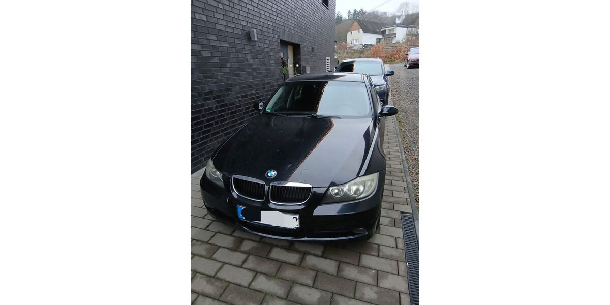 BMW 318 139.000 km 3.999 &euro; remscheid 42899