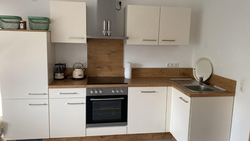 Dachgeschoßwohnung Gelsenkirchen Gelsenkirchen-Mitte - 3 Zimmer, 90 m&sup2;, 700&euro; | Angebot:25097067