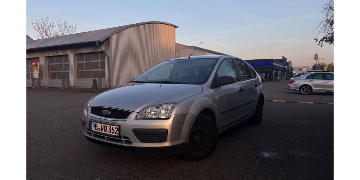 Ford Focus 220.000 km 1.200 &euro; Düsseldorf 40547