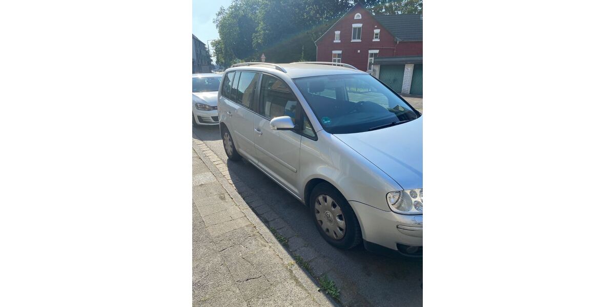 VW Touran 350.000 km 1.300 &euro; Duisburg 47058