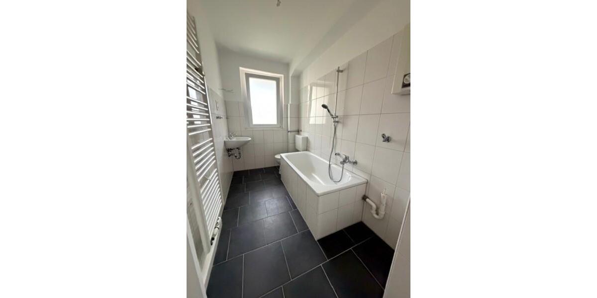 Etagenwohnung Essen Stadtbezirk VI - 2 Zimmer, 68 m&sup2;, 612&euro; | Angebot:25315345