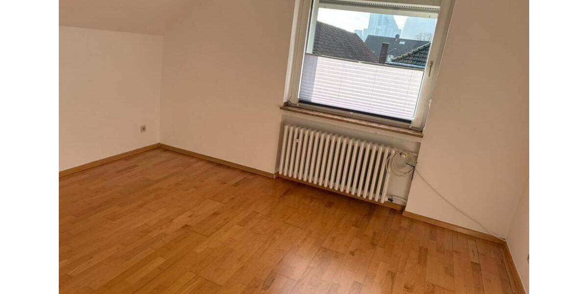 Etagenwohnung Duisburg Walsum - 5 Zimmer, 125 m&sup2;, 1.430&euro; | Angebot:25891647