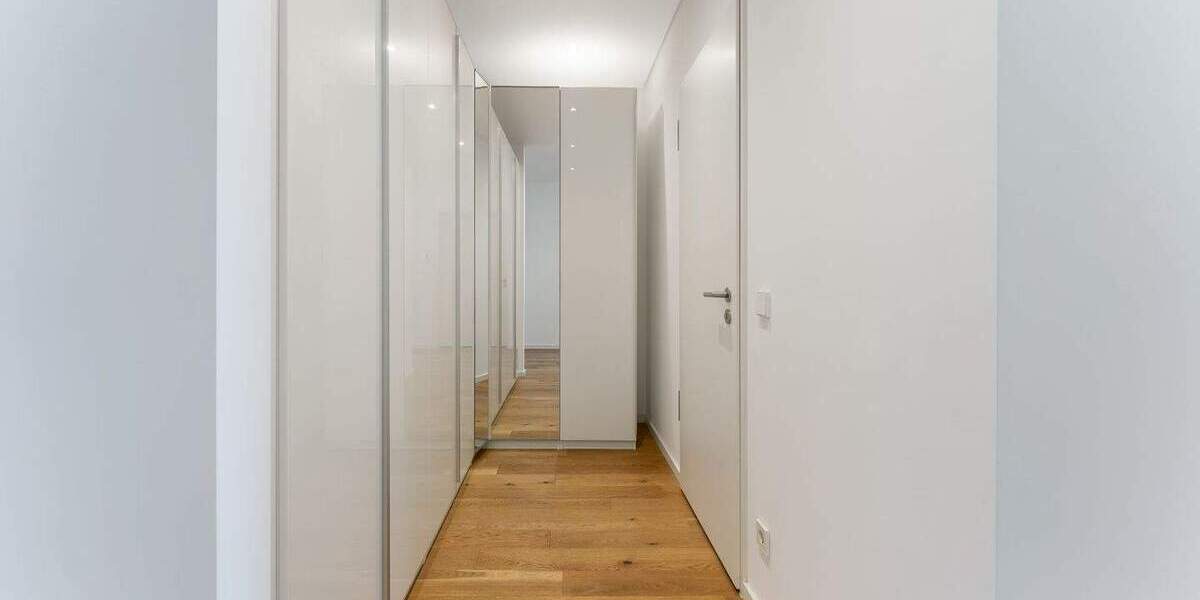 Etagenwohnung Düsseldorf Heerdt - 2 Zimmer, 101 m&sup2;, 650.000&euro; | Angebot:25863484