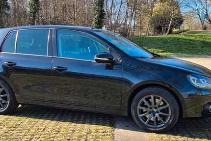 VW Golf 142.693 km 5.890 &euro; Bochum 44799