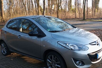 Mazda 2 24.000 km 7.400 &euro; Gelsenkirchen 45891