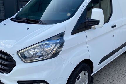 Ford Transit Custom 74.000 km 15.600 &euro; Essen 45309