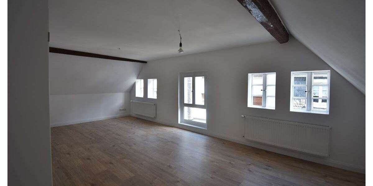 Etagenwohnung Velbert Frohnberg - 3 Zimmer, 105 m&sup2;, 940&euro; | Angebot:26884938