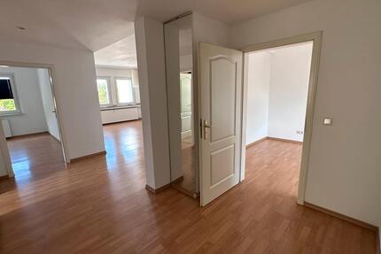 Wohnung Düsseldorf Stadtbezirk 9 - 3 Zimmer, 80 m&sup2;, 1.250&euro; | Angebot:27554909