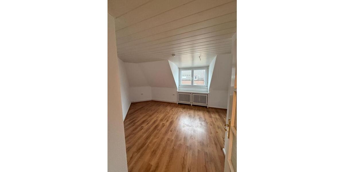 Dachgeschoßwohnung Wuppertal Gemarkung Vohwinkel - 2 Zimmer, 56 m&sup2;, 575&euro; | Angebot:25805531