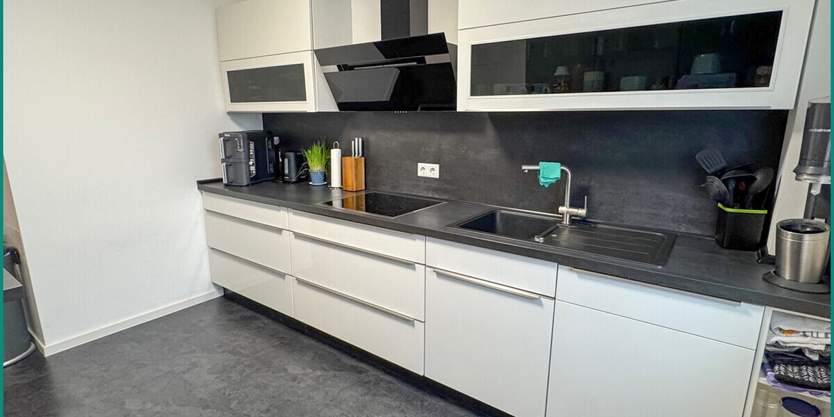 MODERNE EIGENTUMSWOHNUNG MIT TERRASSE, GARTEN U. STELLPLATZ AM STADTZENTRUM VON RADEVORMWALD, PROVIS - Erdgeschoßwohnung Radevormwald | Angebot:25961829