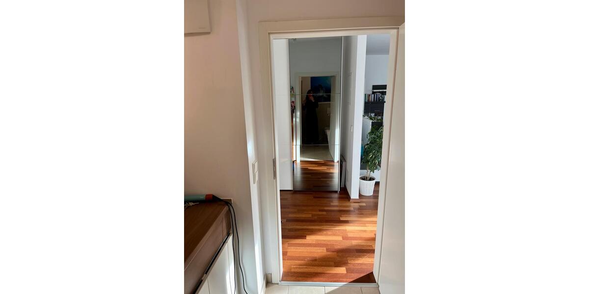 Etagenwohnung Düsseldorf Stadtbezirk 8 - 2 Zimmer, 56 m&sup2;, 1.300&euro; | Angebot:25392994
