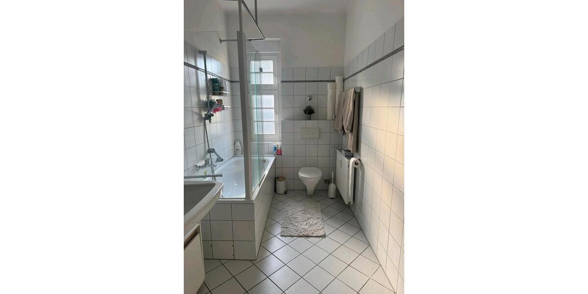 Etagenwohnung Wülfrath - 4 Zimmer, 110 m&sup2;, 975&euro; | Angebot:25987313