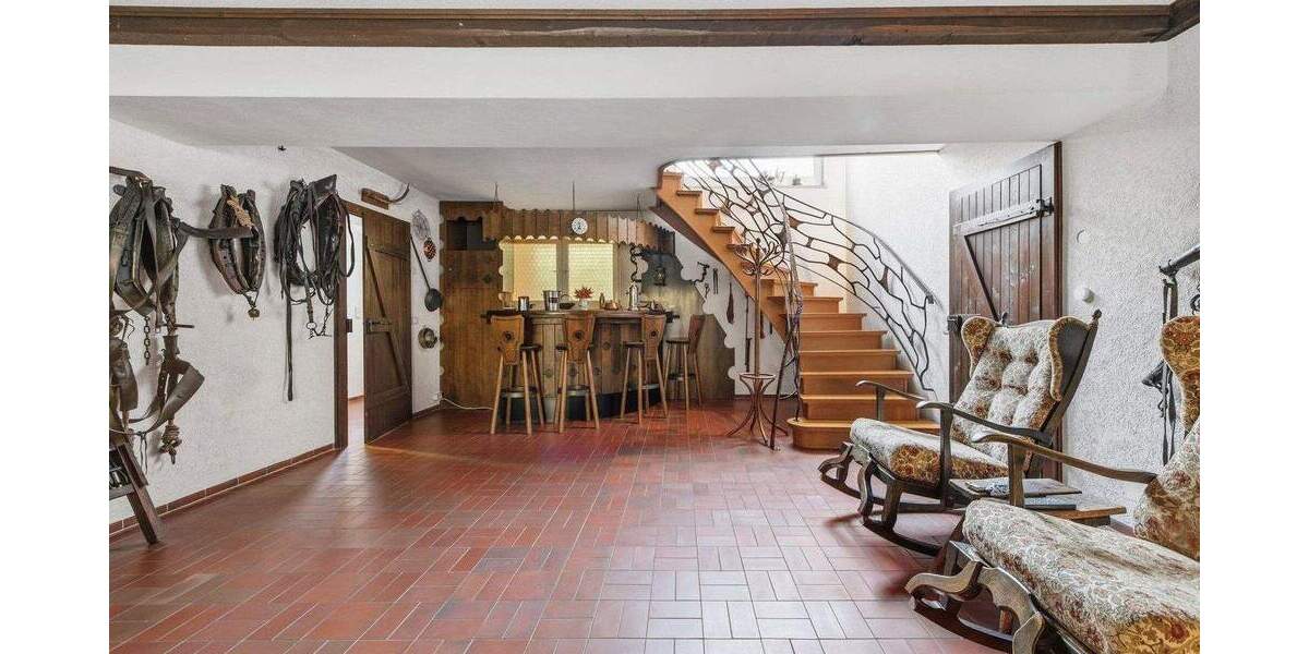 Einfamilienhaus Heiligenhaus Mitte - 6 Zimmer, 354 m&sup2;, 725.000&euro; | Angebot:25934083