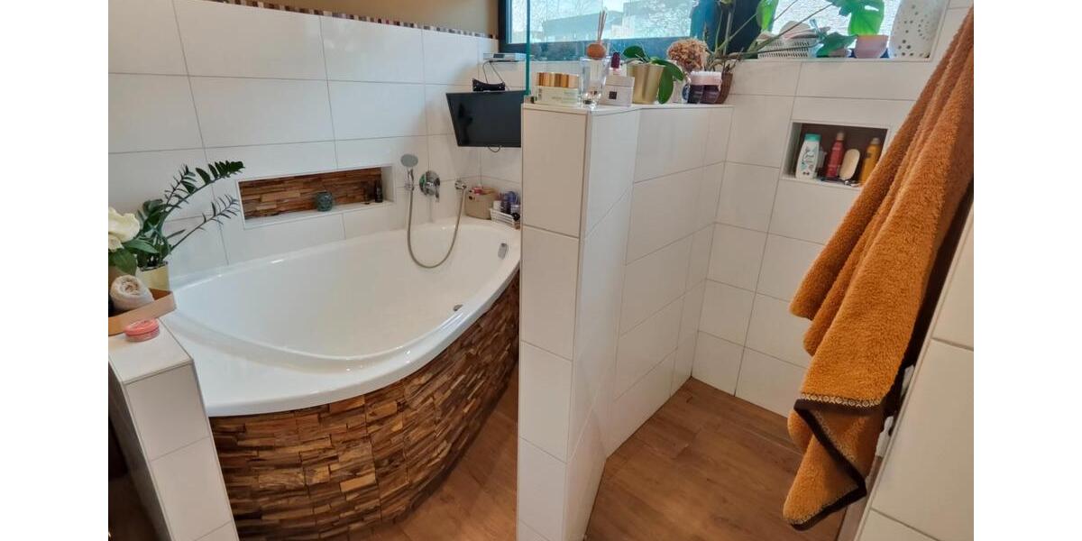 Bungalow Radevormwald - 4 Zimmer, 115 m&sup2;, 649.000&euro; | Angebot:26755206