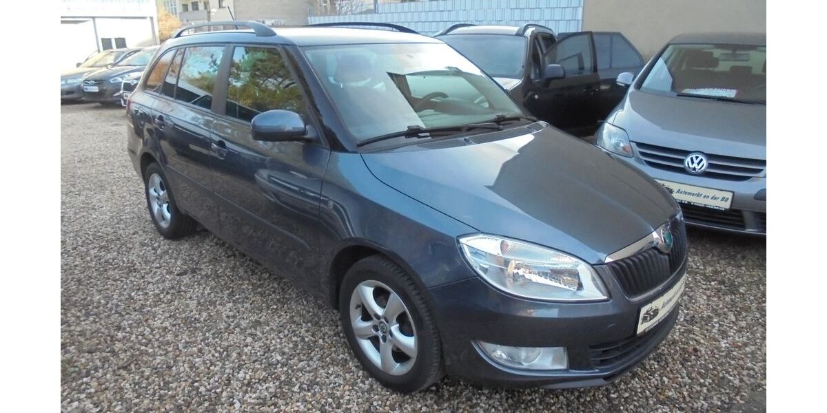 Skoda Fabia 207.500 km 2.999 &euro; Duisburg 47249