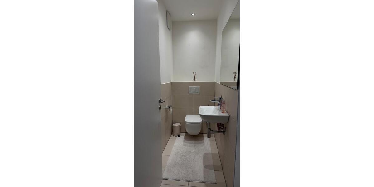 Etagenwohnung Düsseldorf Pempelfort - 3 Zimmer, 84 m&sup2;, 1.700&euro; | Angebot:27579974