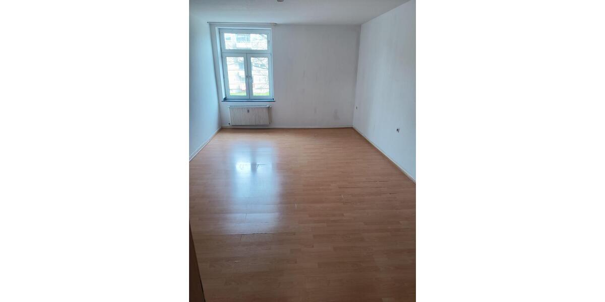 Etagenwohnung Essen Stadtbezirk VI - 2 Zimmer, 64 m&sup2;, 600&euro; | Angebot:25877172