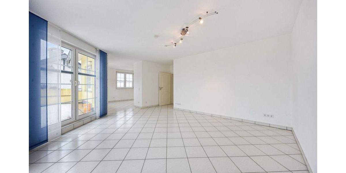 Großzügige ETW mit Blick ins Grüne - Etagenwohnung Wermelskirchen / Stumpf Dabringhausen | Angebot:25361154