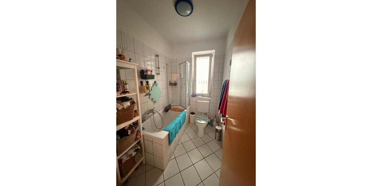 Etagenwohnung Essen Stadtkern - 3.5 Zimmer, 87 m&sup2;, 250.000&euro; | Angebot:26625859