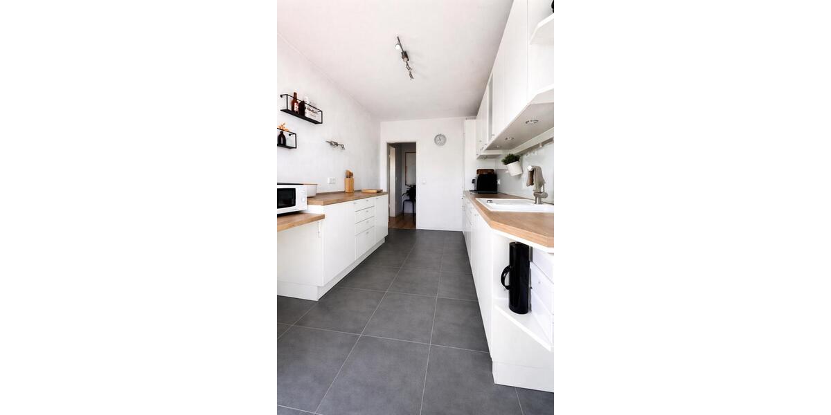 Etagenwohnung Bochum Bochum-Südwest - 2 Zimmer, 83 m&sup2;, 275.000&euro; | Angebot:26040251