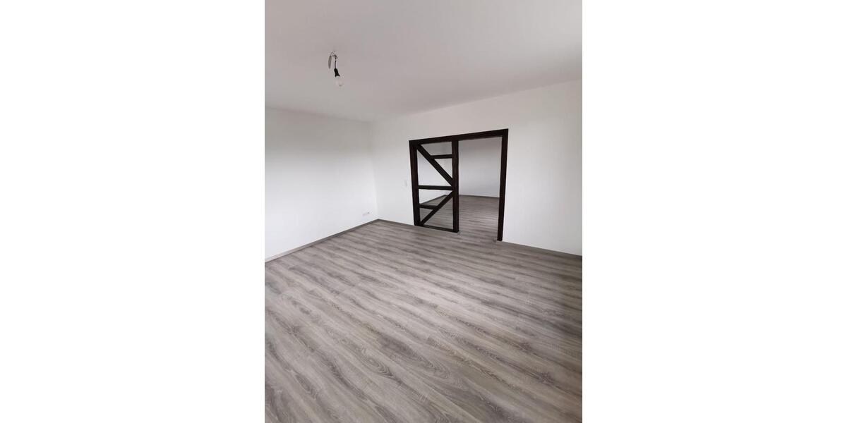 Etagenwohnung Wuppertal Gemarkung Elberfeld - 4 Zimmer, 86 m&sup2;, 850&euro; | Angebot:27540244