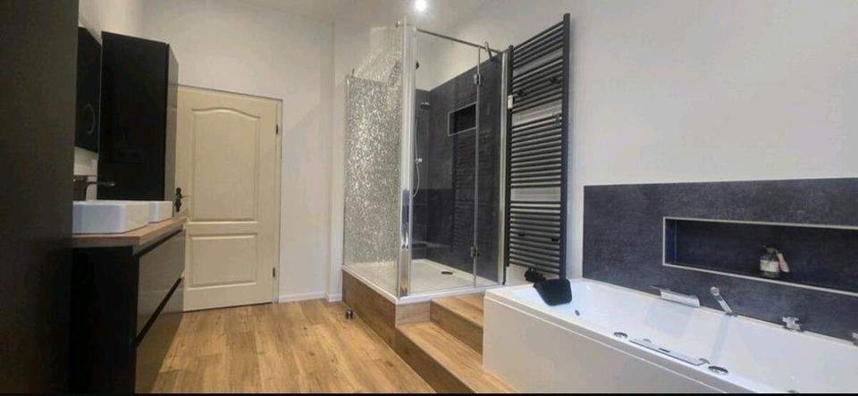 Etagenwohnung Radevormwald - 6 Zimmer, 134 m&sup2;, 225.000&euro; | Angebot:27023131