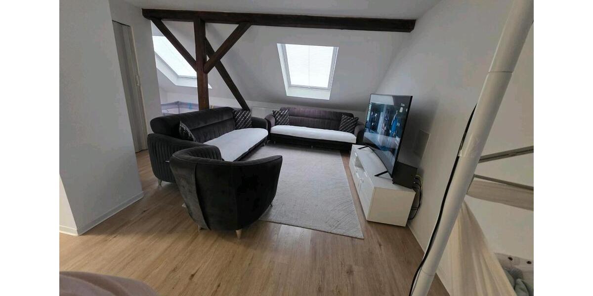 Dachgeschoßwohnung Wuppertal Gemarkung Langerfeld - 5 Zimmer, 120 m&sup2;, 230.000&euro; | Angebot:22881440