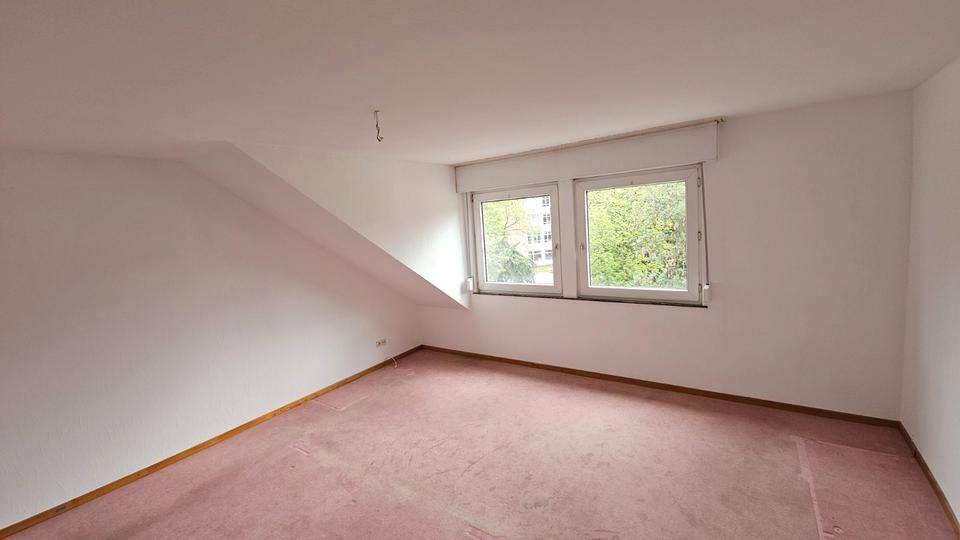 Etagenwohnung Duisburg Ruhrort - 3 Zimmer, 95 m&sup2;, 690&euro; | Angebot:27587060