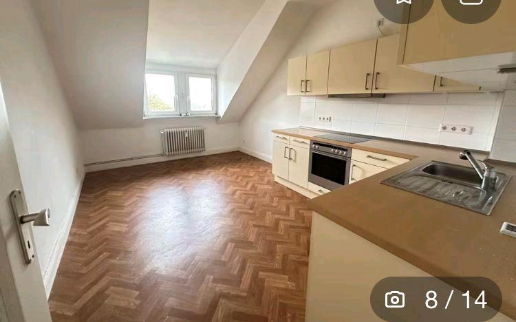 Dachgeschoßwohnung Wuppertal Arrenberg - 4 Zimmer, 118 m&sup2;, 1.200&euro; | Angebot:27566393