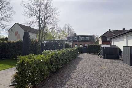 Haus Essen Stadtbezirk V - 20 Zimmer, 979 m&sup2;, 1.995.000&euro; | Angebot:27224167