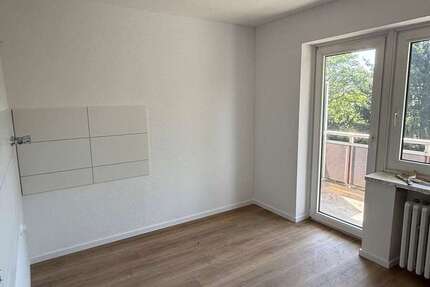 Wohnung Duisburg Angerhausen - 3 Zimmer, 79 m&sup2;, 735&euro; | Angebot:26963995