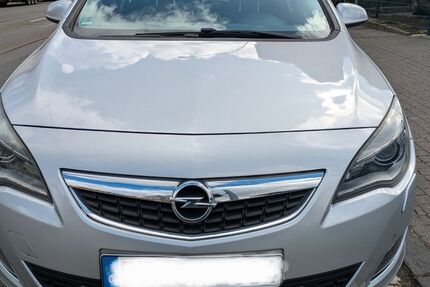 Opel Astra 149.000 km 4.999 &euro; Essen 45359
