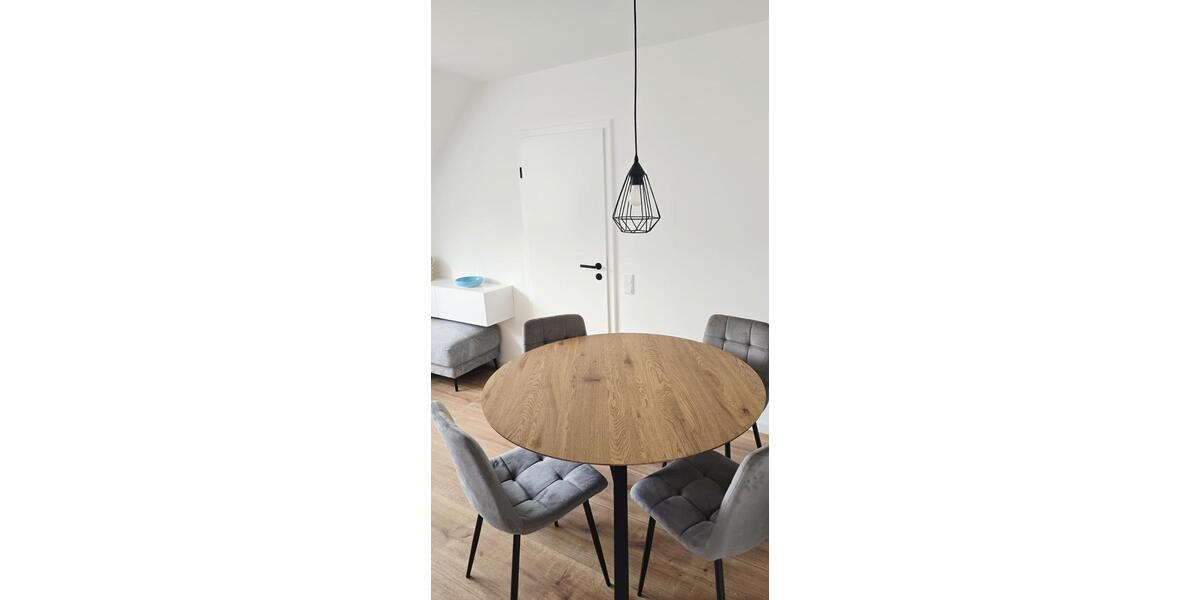 Dachgeschoßwohnung Düsseldorf Stadtbezirk 3 - 3 Zimmer, 63 m&sup2;, 1.690&euro; | Angebot:27545612
