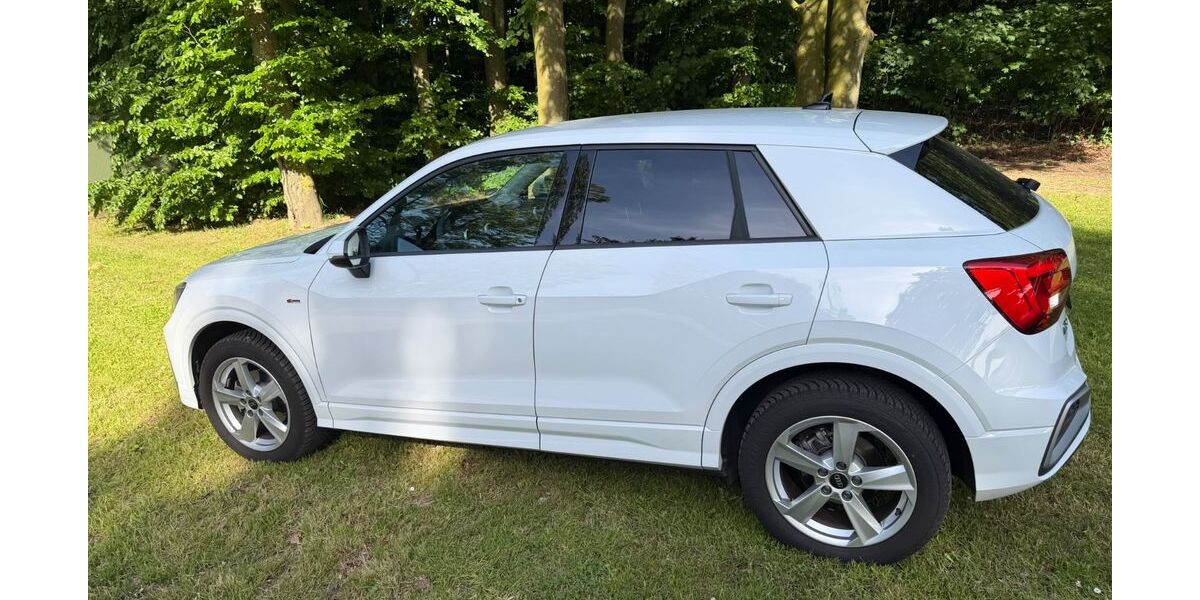Audi Q2 12.500 km 30.499 &euro; Neuss 41472