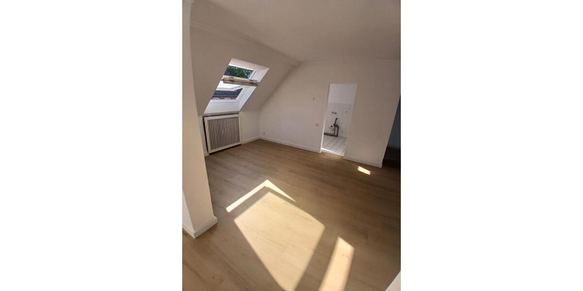 Maisonettenwohnung Düsseldorf Stadtbezirk 2 - 2 Zimmer, 108 m&sup2;, 1.400&euro; | Angebot:27564921