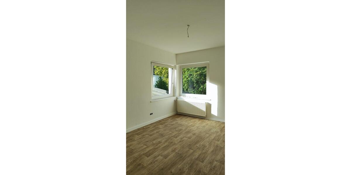 Etagenwohnung Duisburg Duisburg-Mitte - 2 Zimmer, 63 m&sup2;, 504&euro; | Angebot:27556543