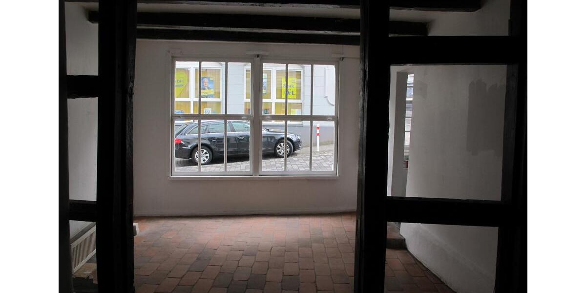 Erdgeschoßwohnung Schwelm - 2.5 Zimmer, 108 m&sup2;, 760&euro; | Angebot:25148349