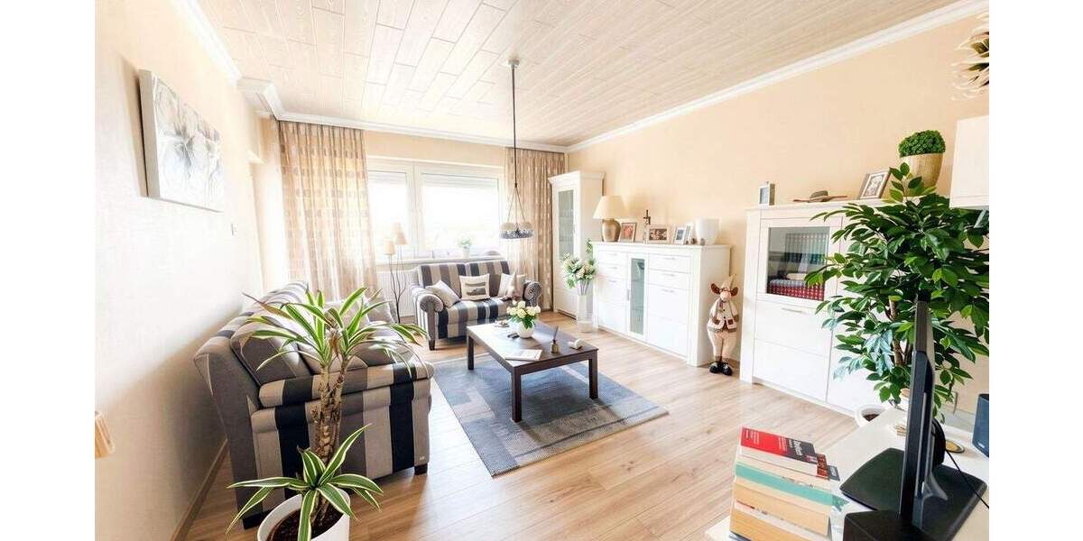 Etagenwohnung Wuppertal Langerfeld - 5 Zimmer, 132 m&sup2;, 279.000&euro; | Angebot:25696386