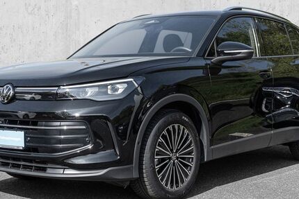 VW Tiguan 25.658 km 33.880 &euro; Meerbusch 40670