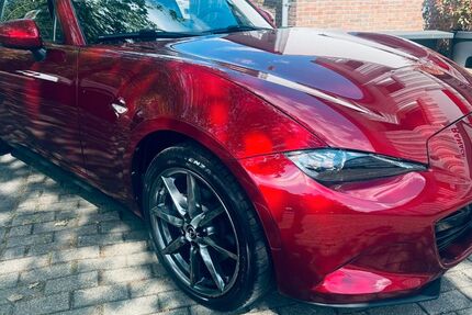 Mazda MX-5 17.300 km 25.890 &euro; Essen 45356