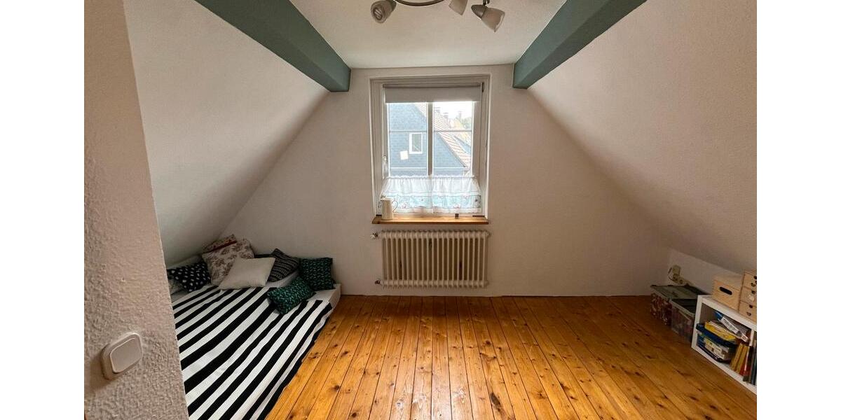 Mehrfamilienhaus, Wohnhaus Wuppertal Gemarkung Ronsdorf - 8 Zimmer, 220 m&sup2;, 450.000&euro; | Angebot:25761667