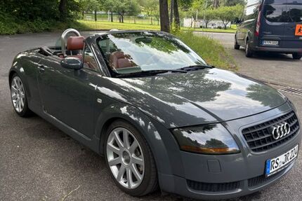 Audi TT 194.500 km 7.900 &euro; Remscheid 42855