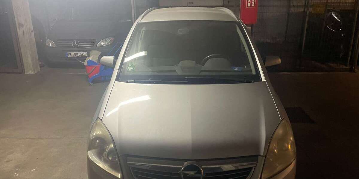 Opel Zafira 206.183 km 4.500 &euro; Monheim am Rhein, Stadt 40789